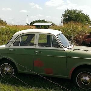 Meet your Posher, Leslie